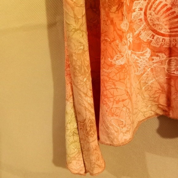 DB Established 1962 Peach Silky Floral Bell Sleeve Blouse wms Sz Med - Picture 7 of 13
